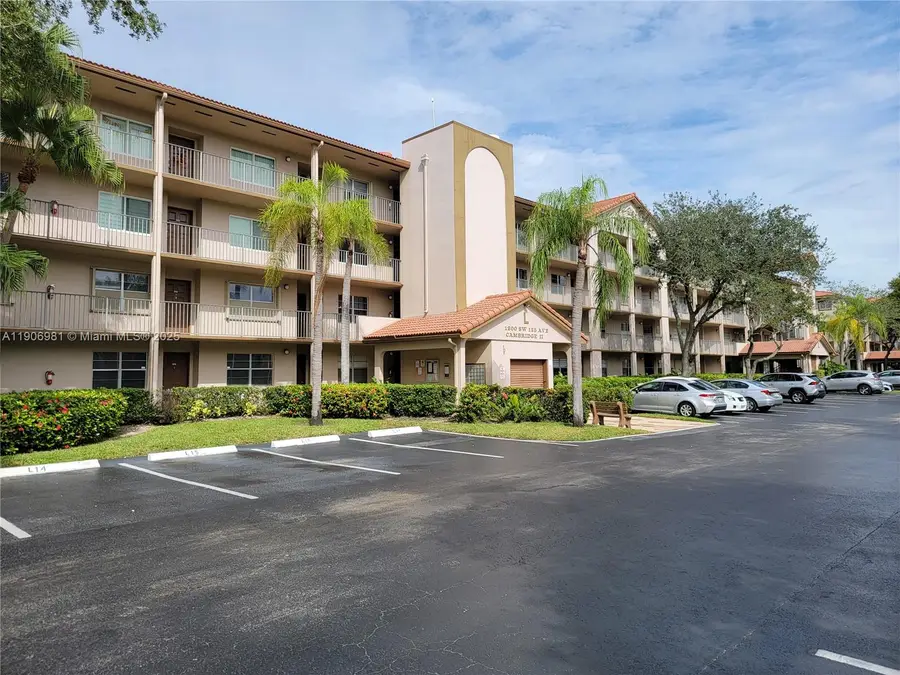 1200 SW 125th Ave #211L, Pembroke Pines, FL 33027 - Image #2