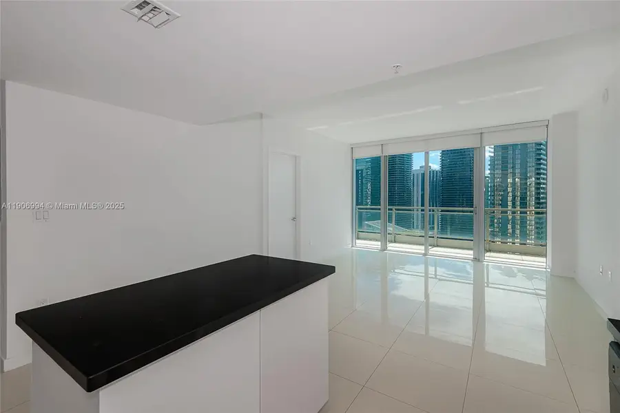 92 SW 3rd St #3503, Miami, FL 33130 - Image #3