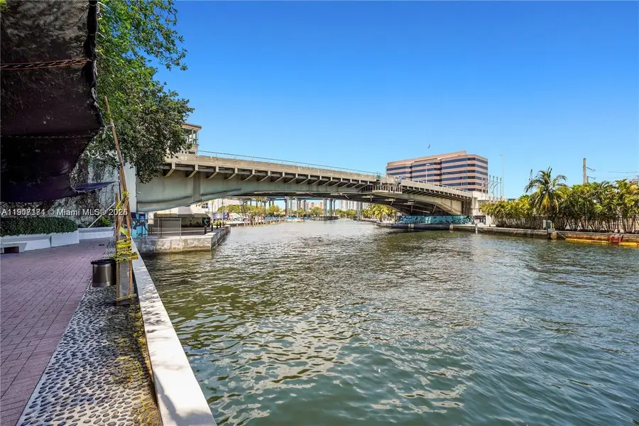 185 SW 7th St #3100, Miami, FL 33130 - Image #3