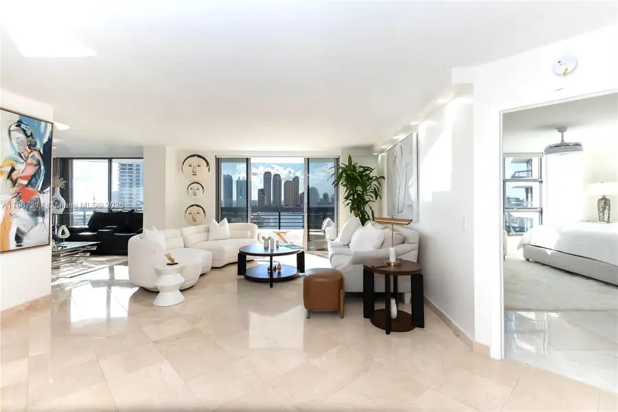 3500 Mystic Pointe Dr #2206, Aventura, FL 33180 - Image #2