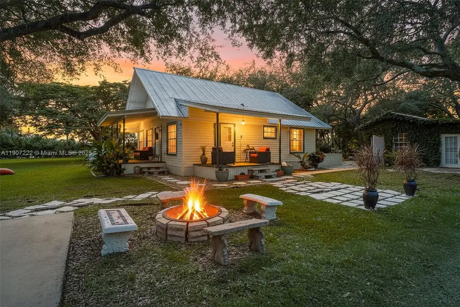 18895 SW 212th St, Miami, FL 33187 - Image #2