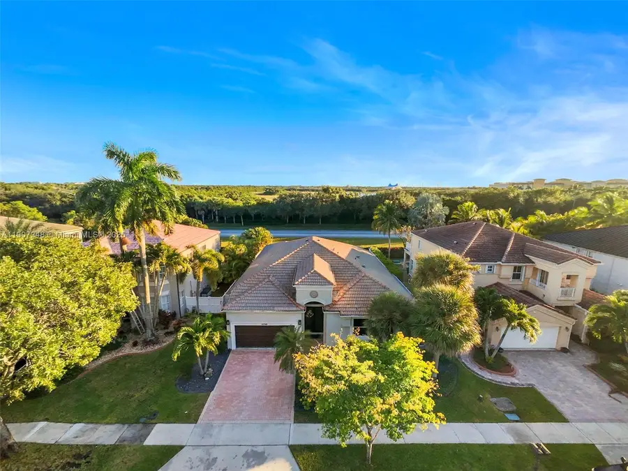 16748 SW 16th St, Pembroke Pines, FL 33027 - Image #3