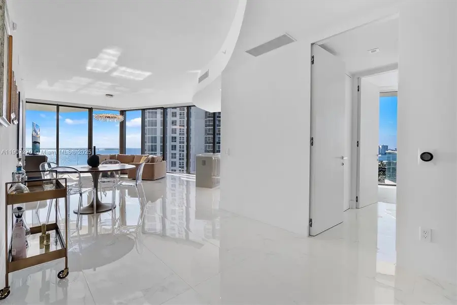 18975 Collins Ave #804, Sunny Isles Beach, FL 33160 - Image #2