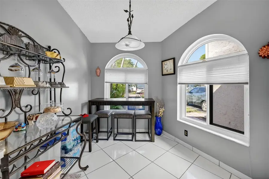 8228 NW 100th Way, Tamarac, FL 33321 - Image #3