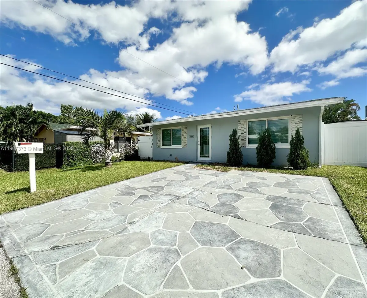 5404 NW 23rd Ter, Tamarac, FL 33309 - Image #1