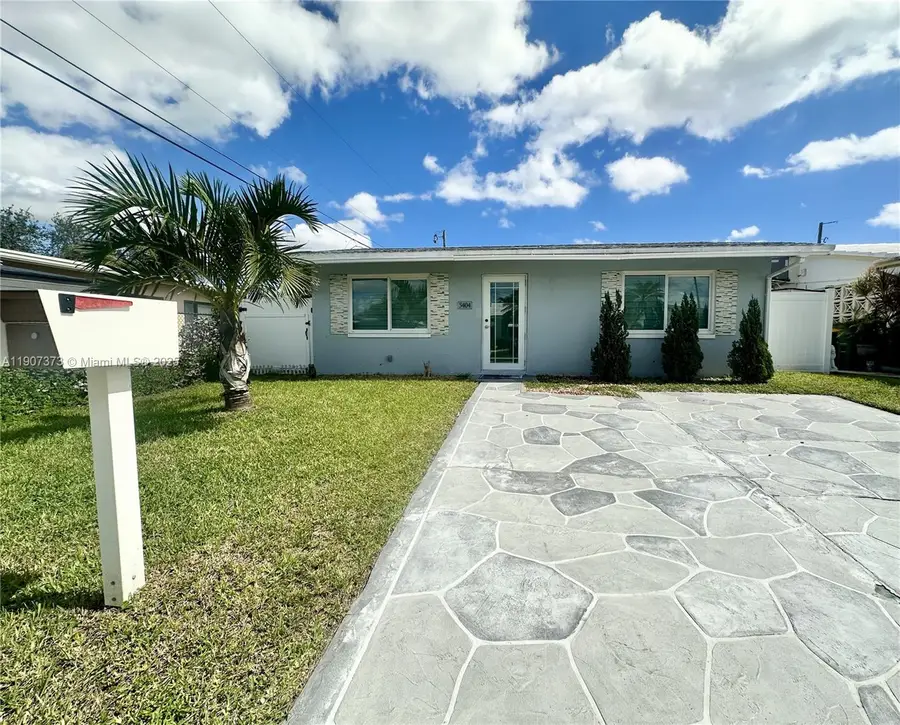 5404 NW 23rd Ter, Tamarac, FL 33309 - Image #3