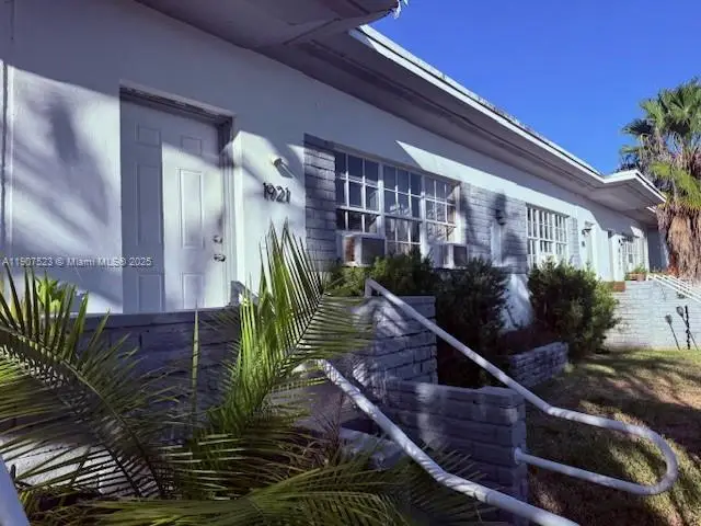 1925 Marseille Dr, Miami Beach, FL 33141 - Image #2