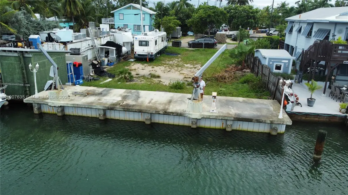 93 N Conch Ave, Marathon, FL 33050 - Image #1