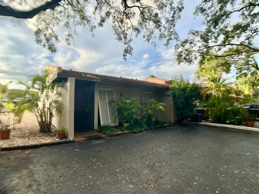 15167 Montrose Rd, Miami Lakes, FL 33016 - Image #2