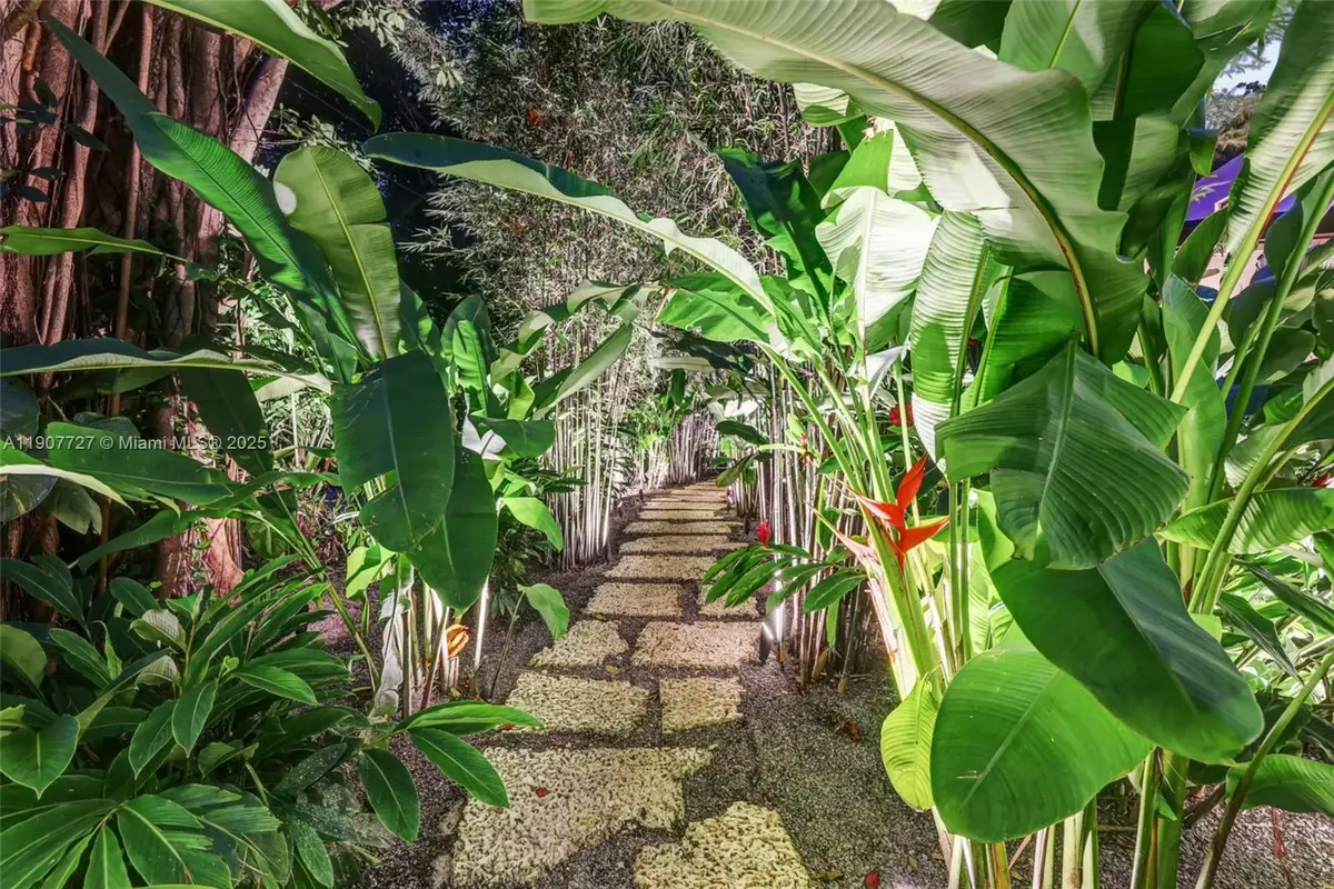 500 NE 96th St, Miami Shores, FL 33138 - Image #1