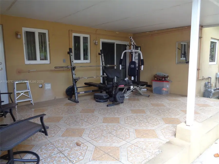 385 E 56th St, Hialeah, FL 33013 - Image #3