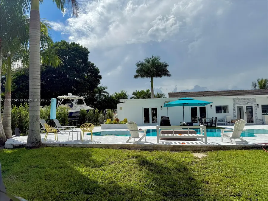 35220 SW 213th Ave, Homestead, FL 33034 - Image #3