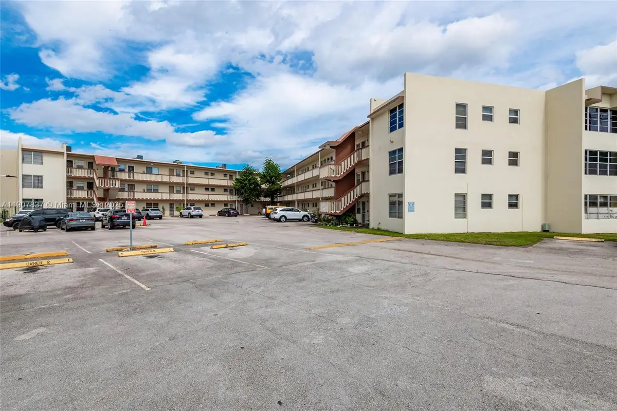 1481 NE Miami Gardens Dr #267, Miami, FL 33179 - Image #1