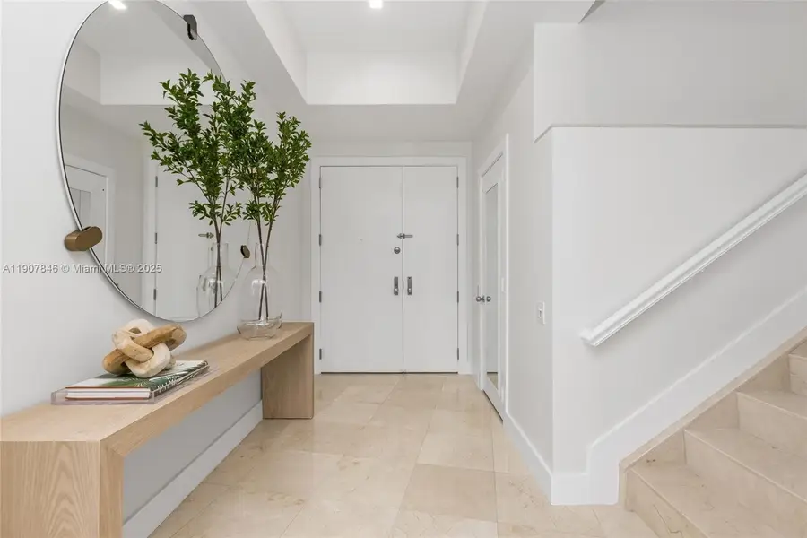 808 Brickell Key Dr #3901, Miami, FL 33131 - Image #3