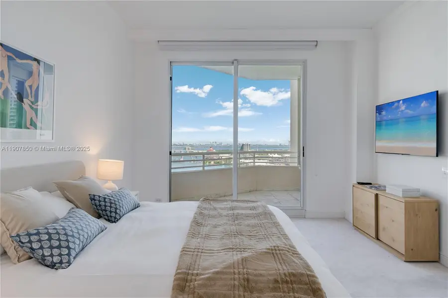 888 Brickell Key Dr #2610, Miami, FL 33131 - Image #3