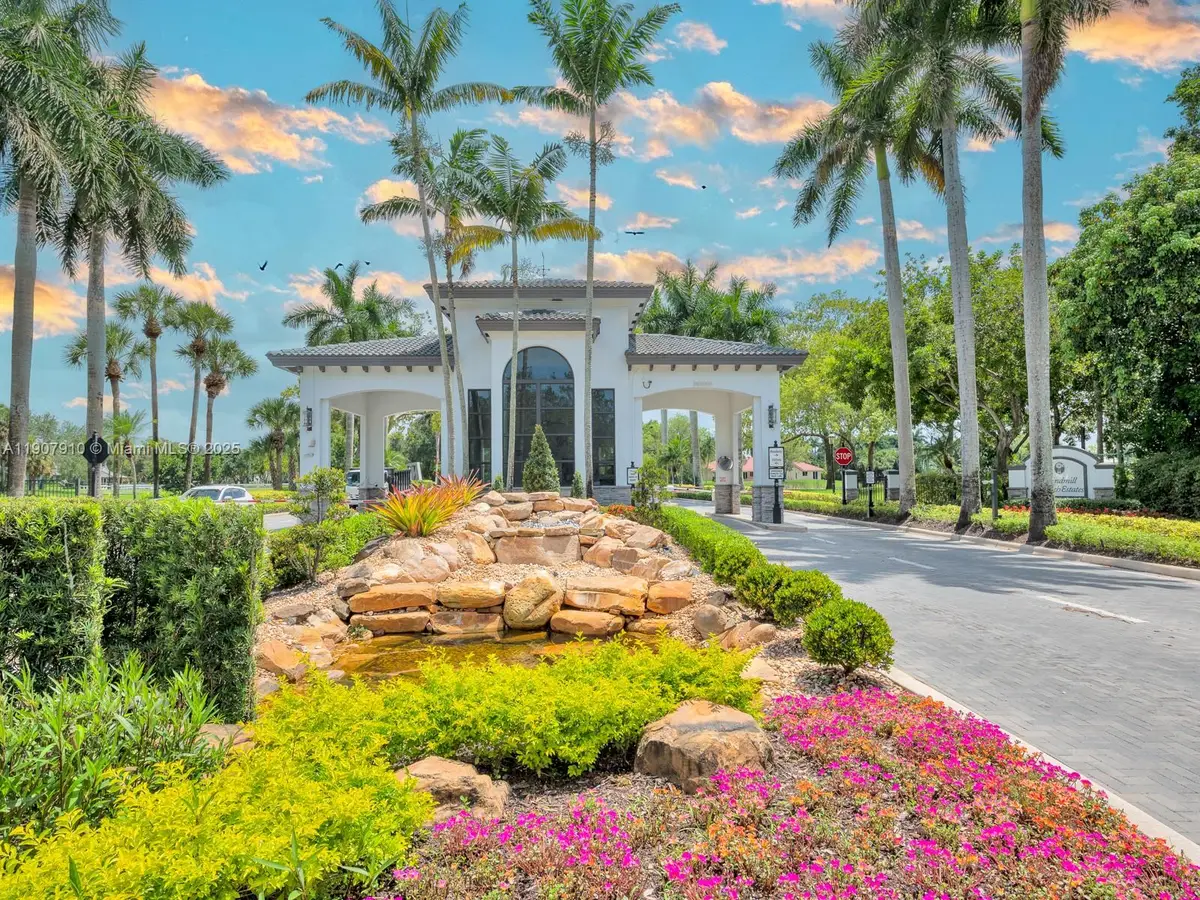 2710 Walkers Way, Weston, FL 33331 - Image #1