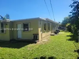 751 NW 96th St, Miami, FL 33150 - Image #2