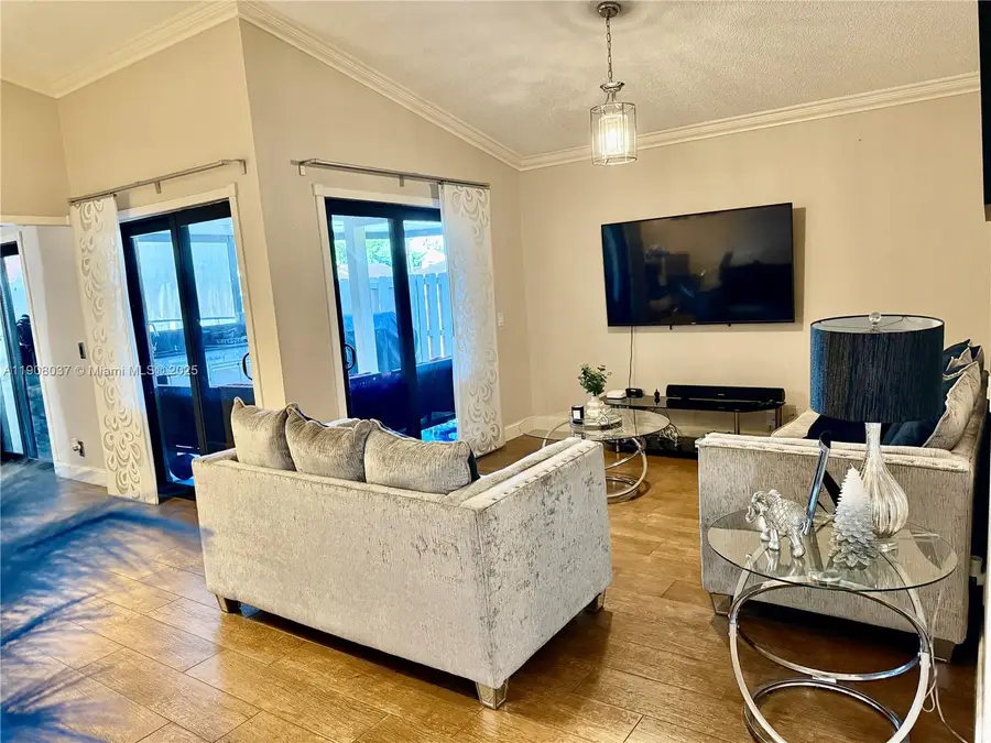 6377 NW 170th Ln, Hialeah, FL 33015 - Image #3