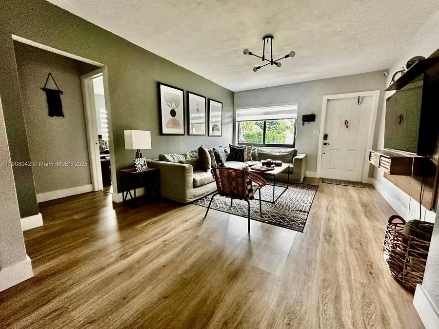 3121 SW 20th St, Miami, FL 33145 - Image #3