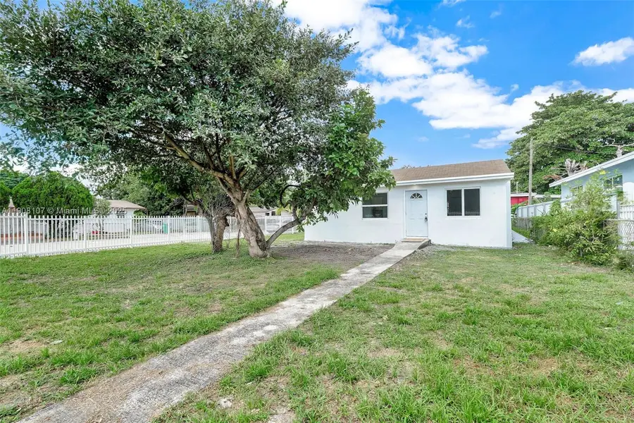 11406 NW 17th Ave, Miami, FL 33167 - Image #2