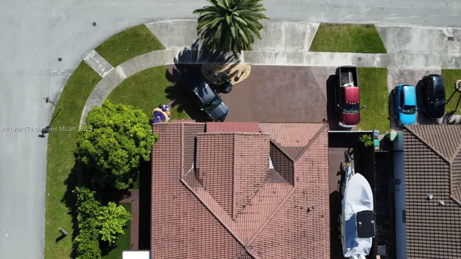 15397 SW 172nd Ter, Miami, FL 33187 - Image #3