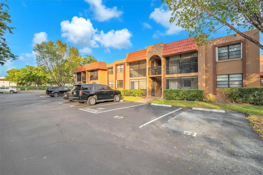 3432 NW 86th Way #105D, Sunrise, FL 33351 - Image #2