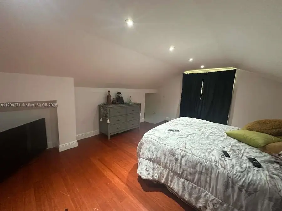 1721 Fletcher St, Hollywood, FL 33020 - Image #2