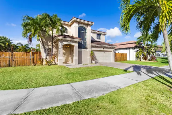 10941 SW 226th Ter, Miami, FL 33170