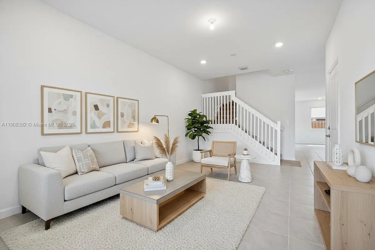 12845 NW 24th Ave, Miami, FL 33167 - Image #1