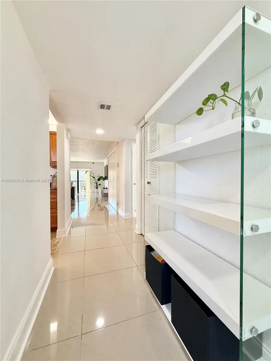 Address Withheld By Seller, Weston, FL 33326 - Image #3