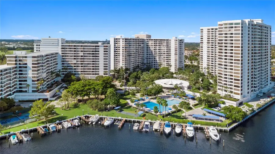 600 Three Islands Blvd #920, Hallandale Beach, FL 33009 - Image #2