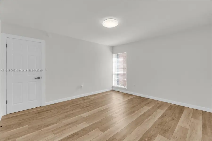 4709 NW 7th St #204-9, Miami, FL 33126 - Image #3