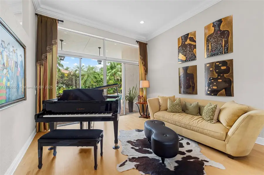 2734 Oakbrook Dr, Weston, FL 33332 - Image #3