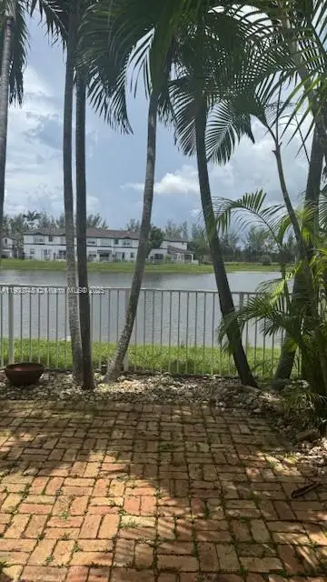 7844 NW 114th Path #7844, Doral, FL 33178