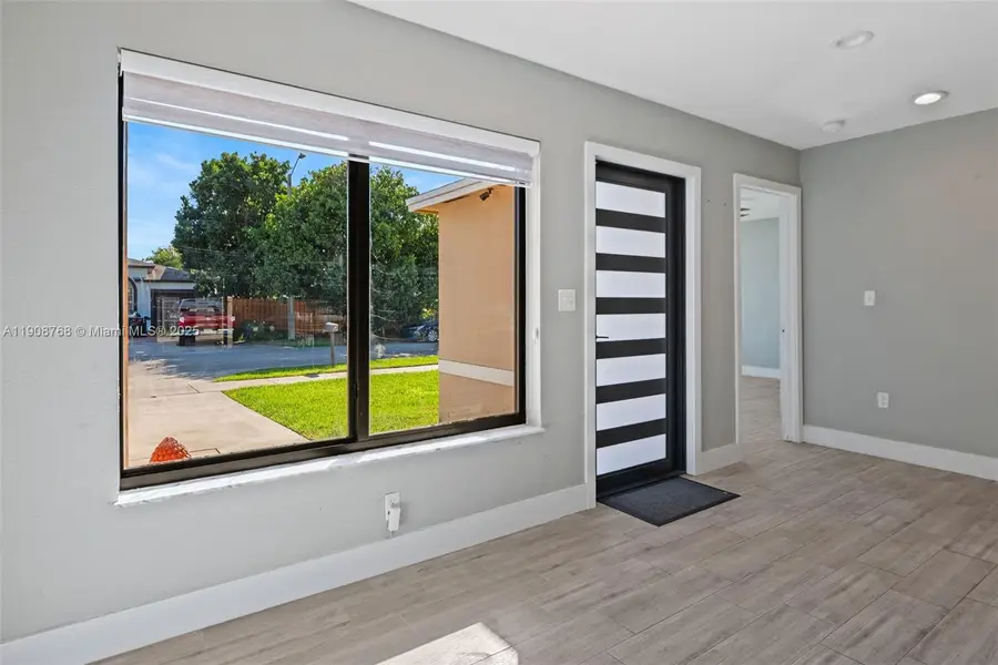 27150 SW 134th Pl, Homestead, FL 33032 - Image #2