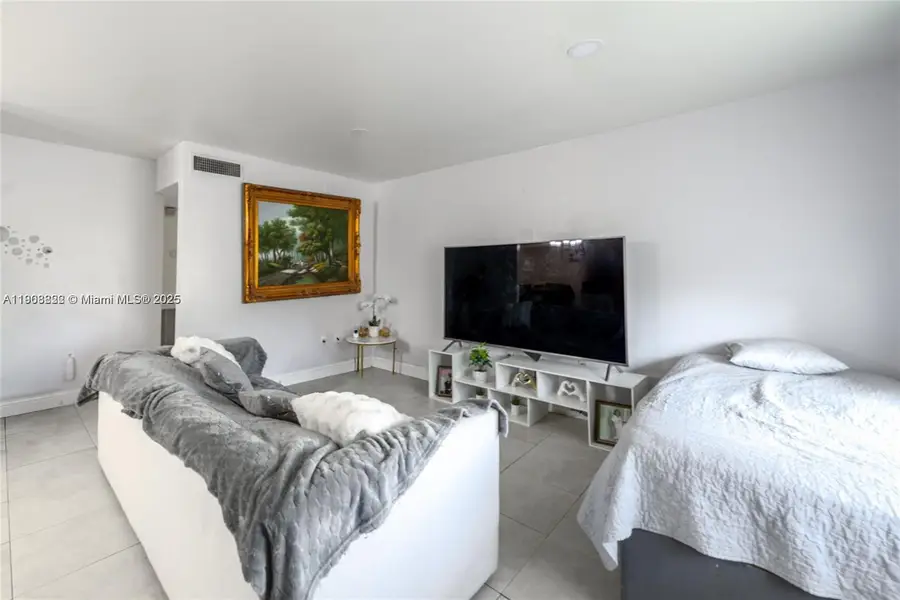 10370 SW 220th St #220, Cutler Bay, FL 33190 - Image #2