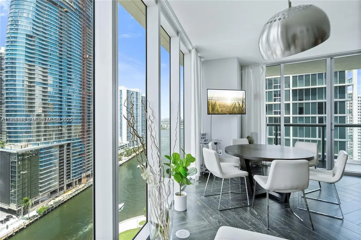 485 Brickell Ave #2302, Miami, FL 33131 - Image #1