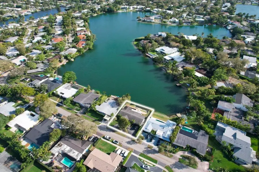 2010 NE 196th Ter, North Miami Beach, FL 33179 - #3