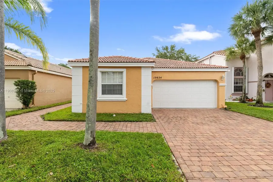 15624 NW 12th Rd, Pembroke Pines, FL 33028 - Image #2