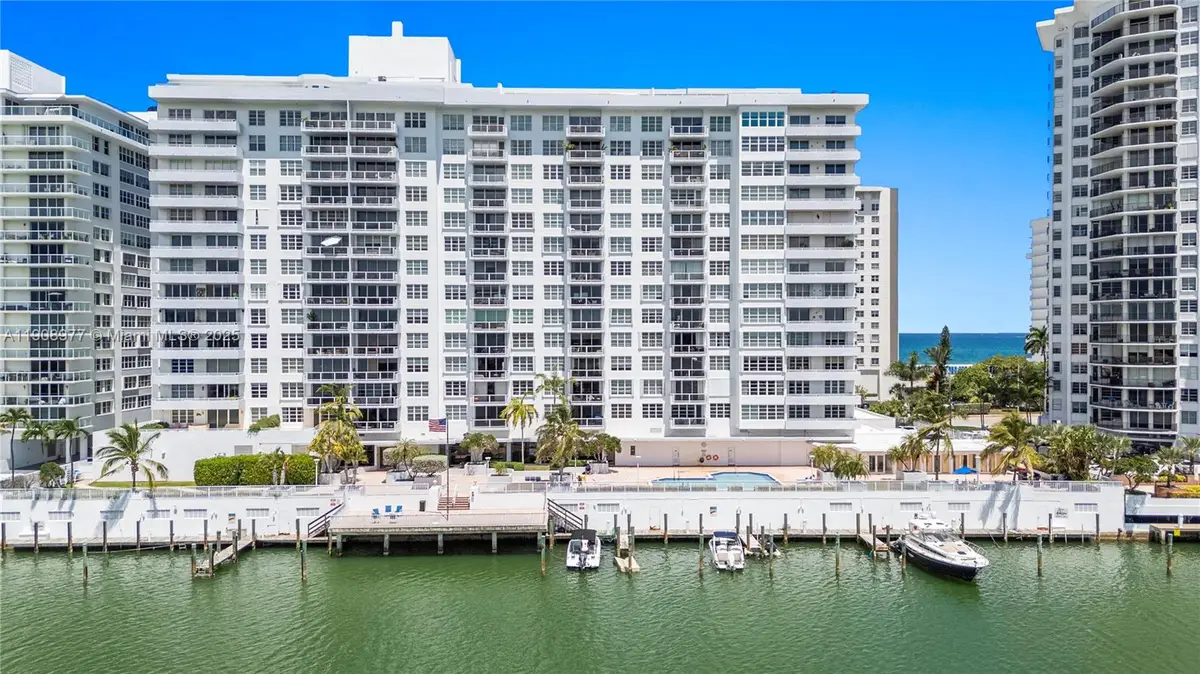 5700 Collins Ave #3a, Miami Beach, FL 33140 - Image #1