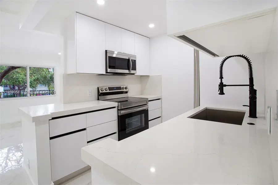 13250 SW 7th Ct #204L, Pembroke Pines, FL 33027 - #2