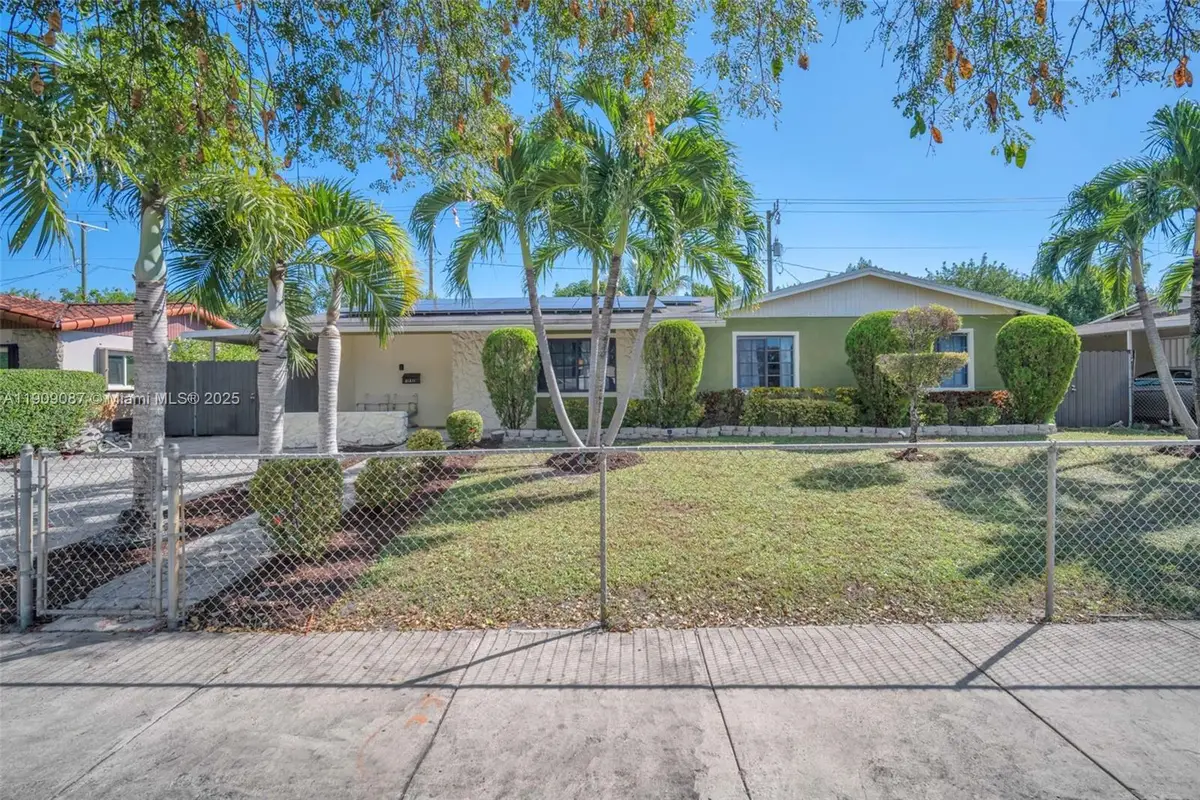 21211 NE 2nd Ave, Miami, FL 33179 - Image #1