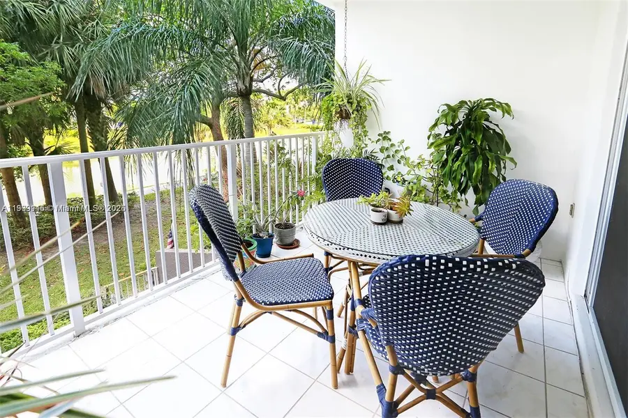 3850 Washington St #212, Hollywood, FL 33021 - Image #3