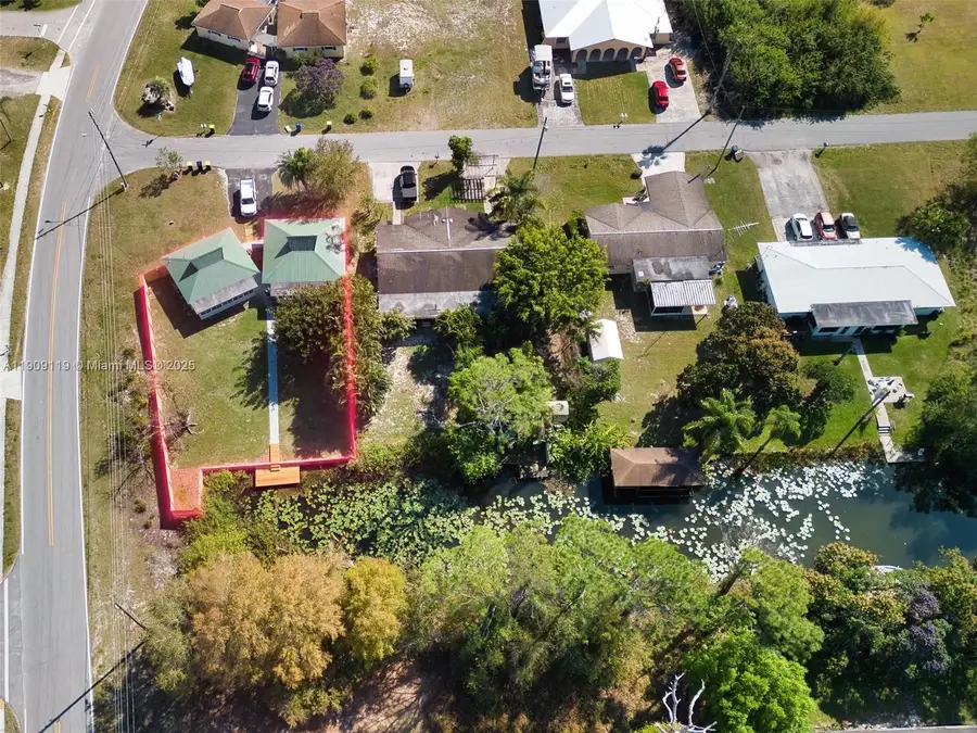 101 Jasmine Ct, Lake Placid, FL 33852 - Image #2