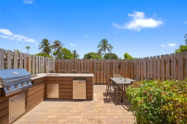 12317 NW 23rd Ct, Miami, FL 33167