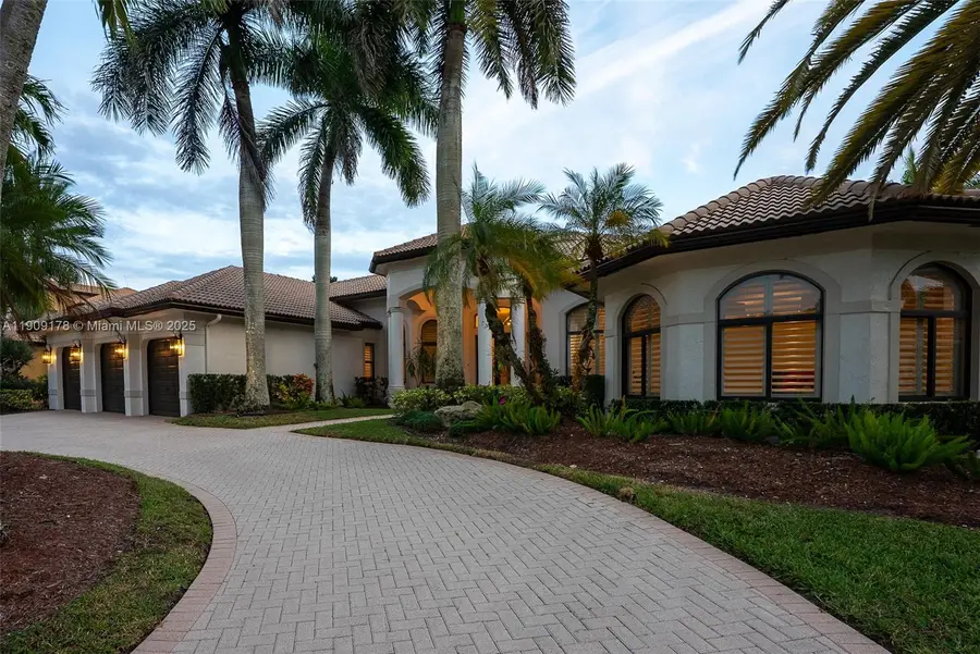 2546 Sanctuary Dr, Weston, FL 33327 - Image #2