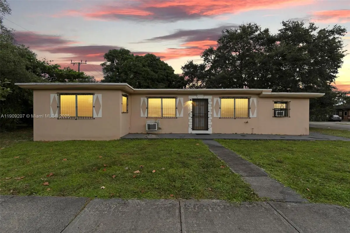 16301 NW 32nd Ave, Miami Gardens, FL 33054 - Image #1