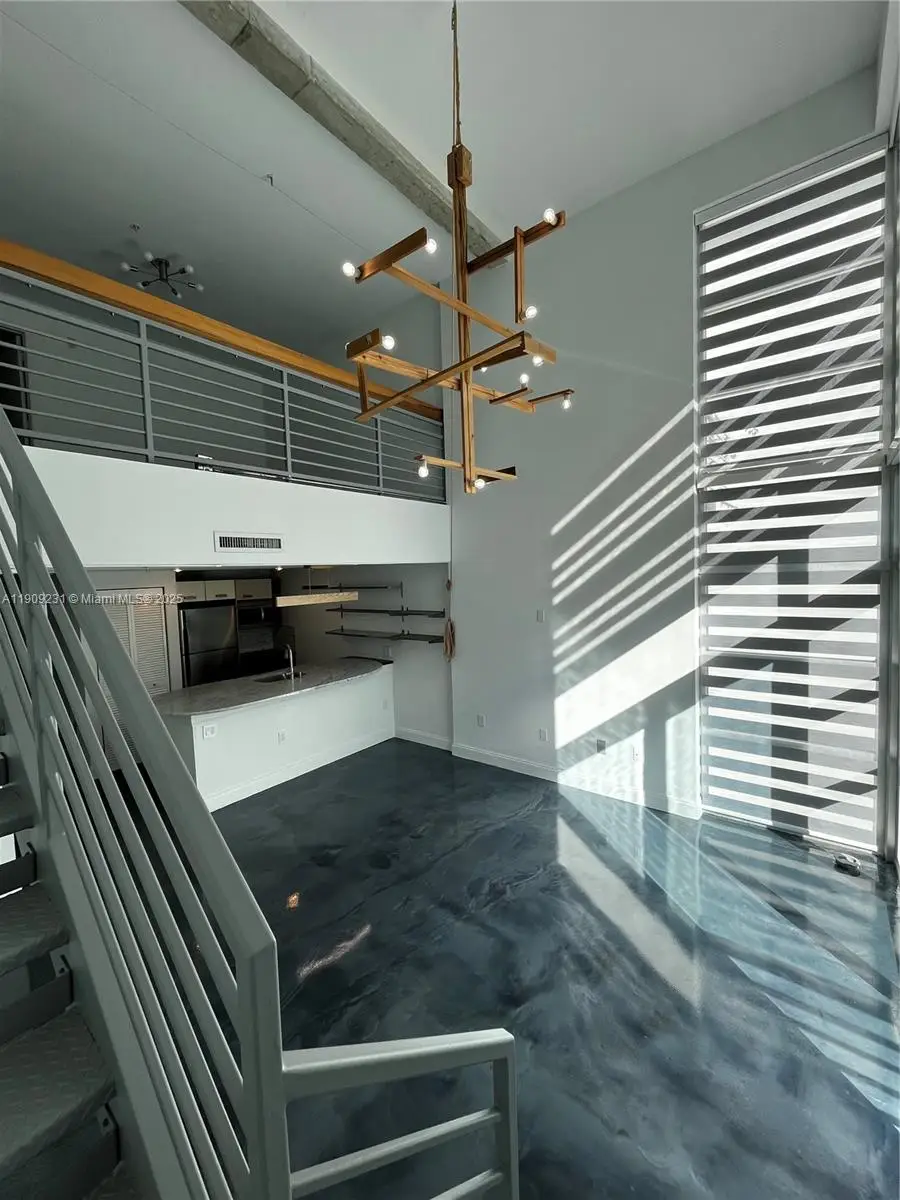 7744 Collins Ave #17, Miami Beach, FL 33141 - Image #3