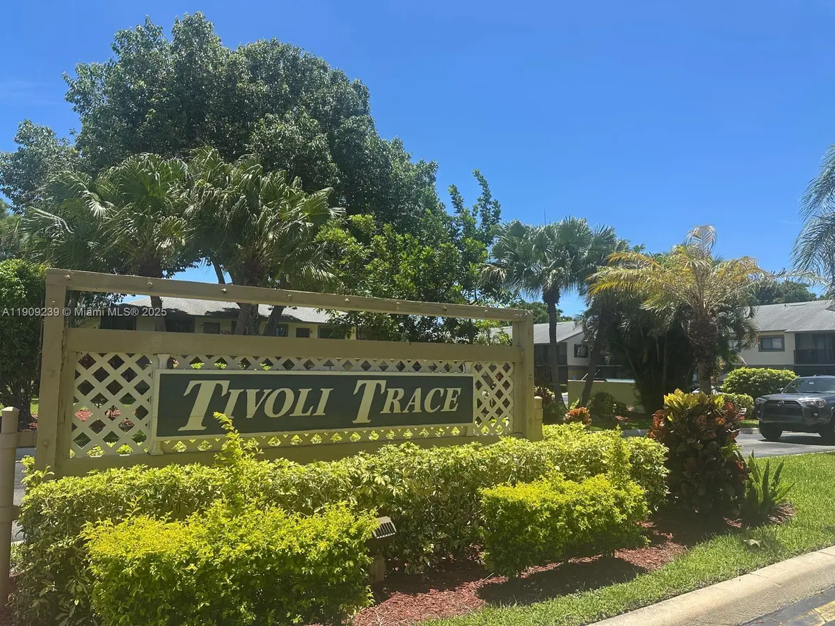 523 Trace Cir #105, Deerfield Beach, FL 33441 - Image #1