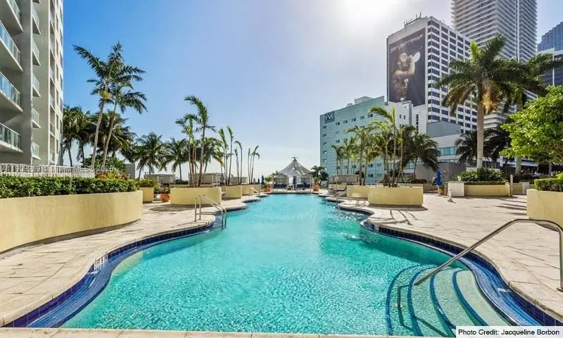 253 NE 2nd St #1901, Miami, FL 33132 - Image #1